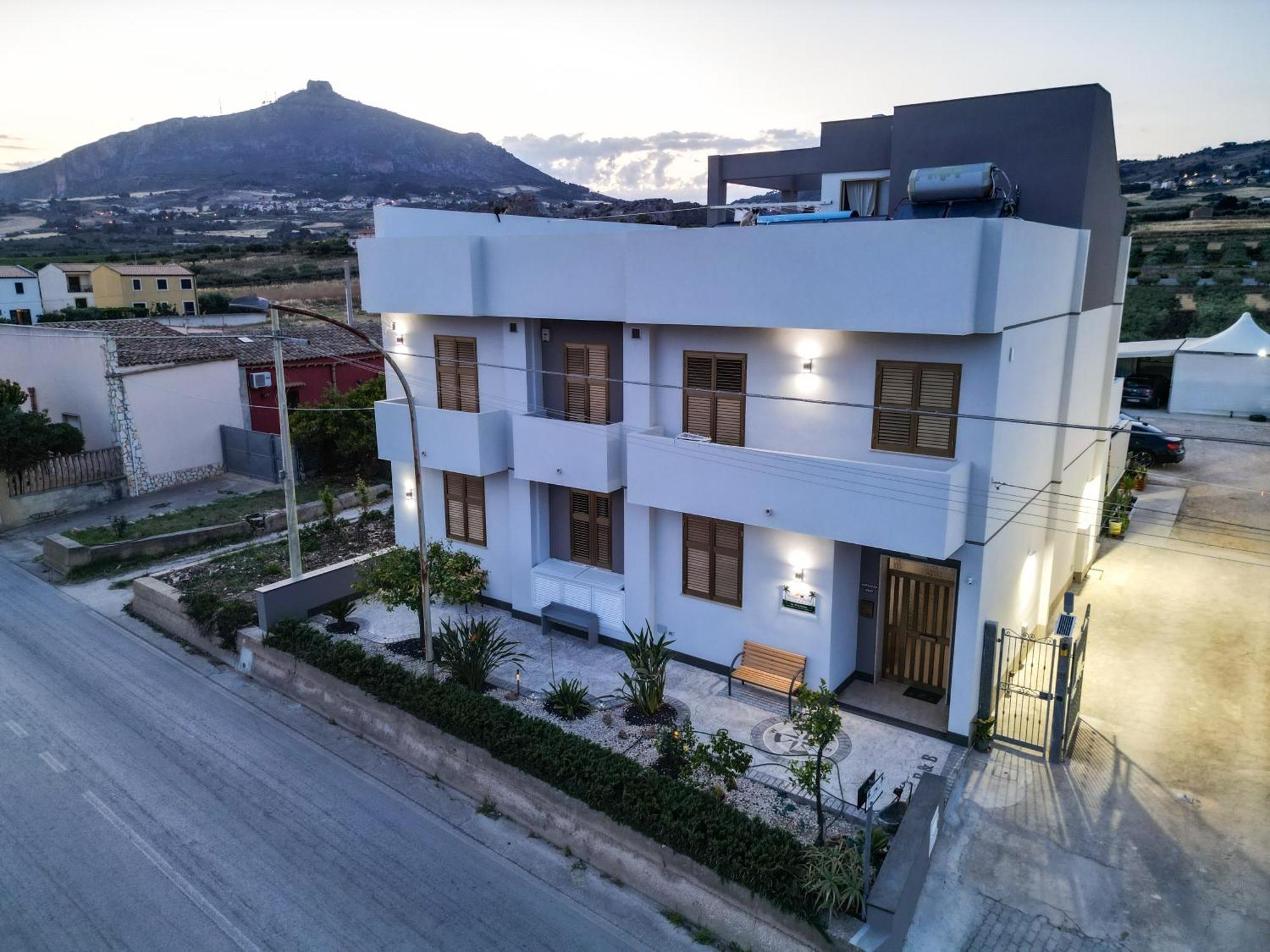 B&B Profumi Di Sicilia Valderice Dış mekan fotoğraf